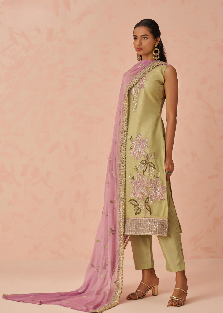 Green Embroidered Kurta Set with Lilac Chiffon Dupatta